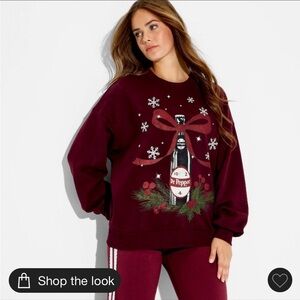 Women's Dr Pepper Bow Fleece Graphic
Sweatshirt - Burgundy